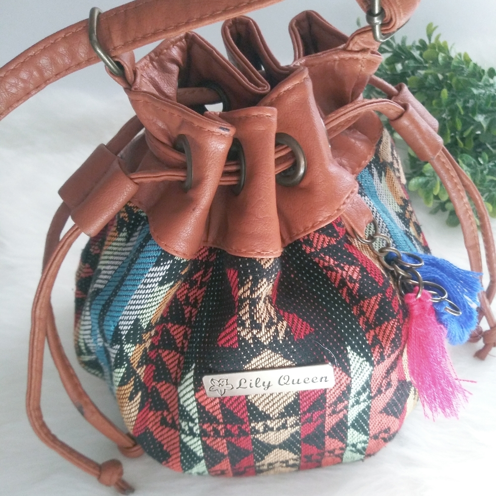 Lily Queen Bag.
